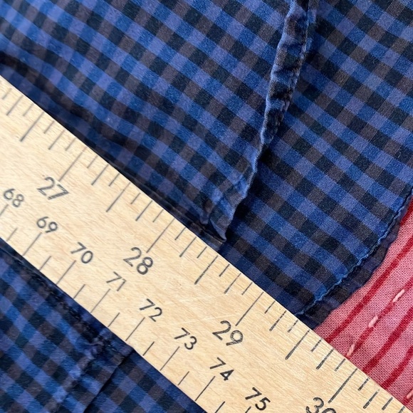 Perry Ellis men’s medium casual button down Checkered indigo Shirt - faded - Picture 11 of 16